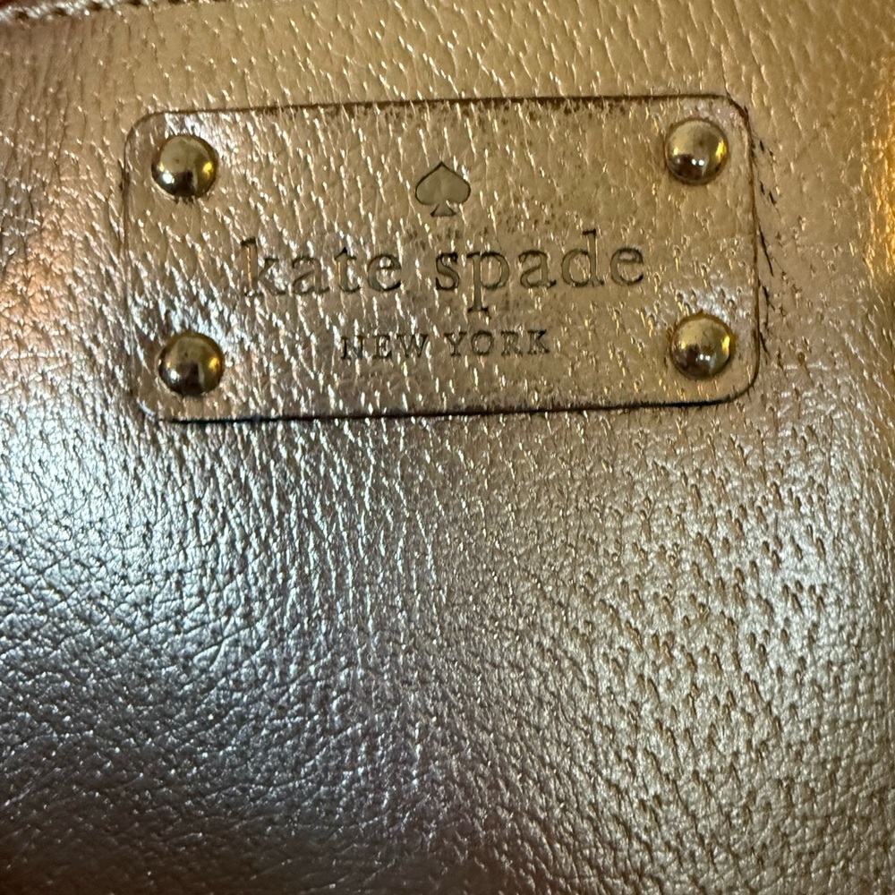 Metallic Shoulder Bag - Picture 3 of 9